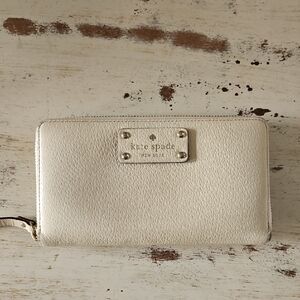 Kate Spade Ivory Textured Wallet